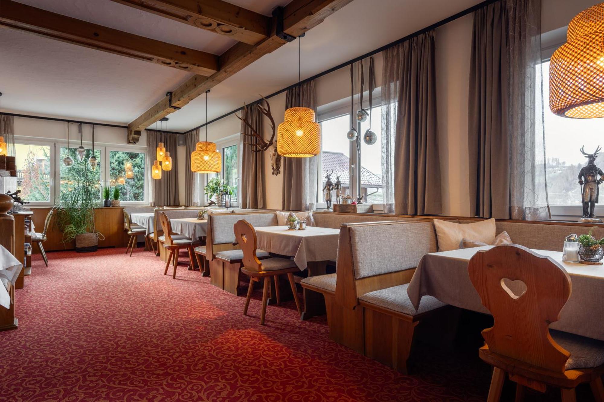 Der Jagdhof Aparthotel Sankt Johann im Pongau Buitenkant foto